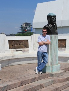 Me by the bust of Gaston Chevrolet