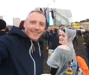 Rob Carol waiting for The Cure at Glasgow Summer Sessions in Bellahouston Park